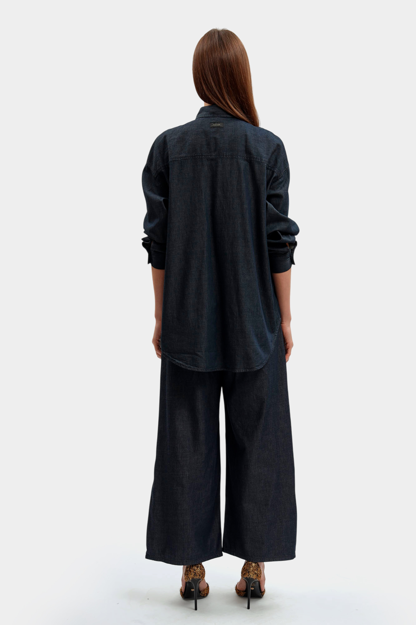 XW002259_AF21337 брюки armani exchange 