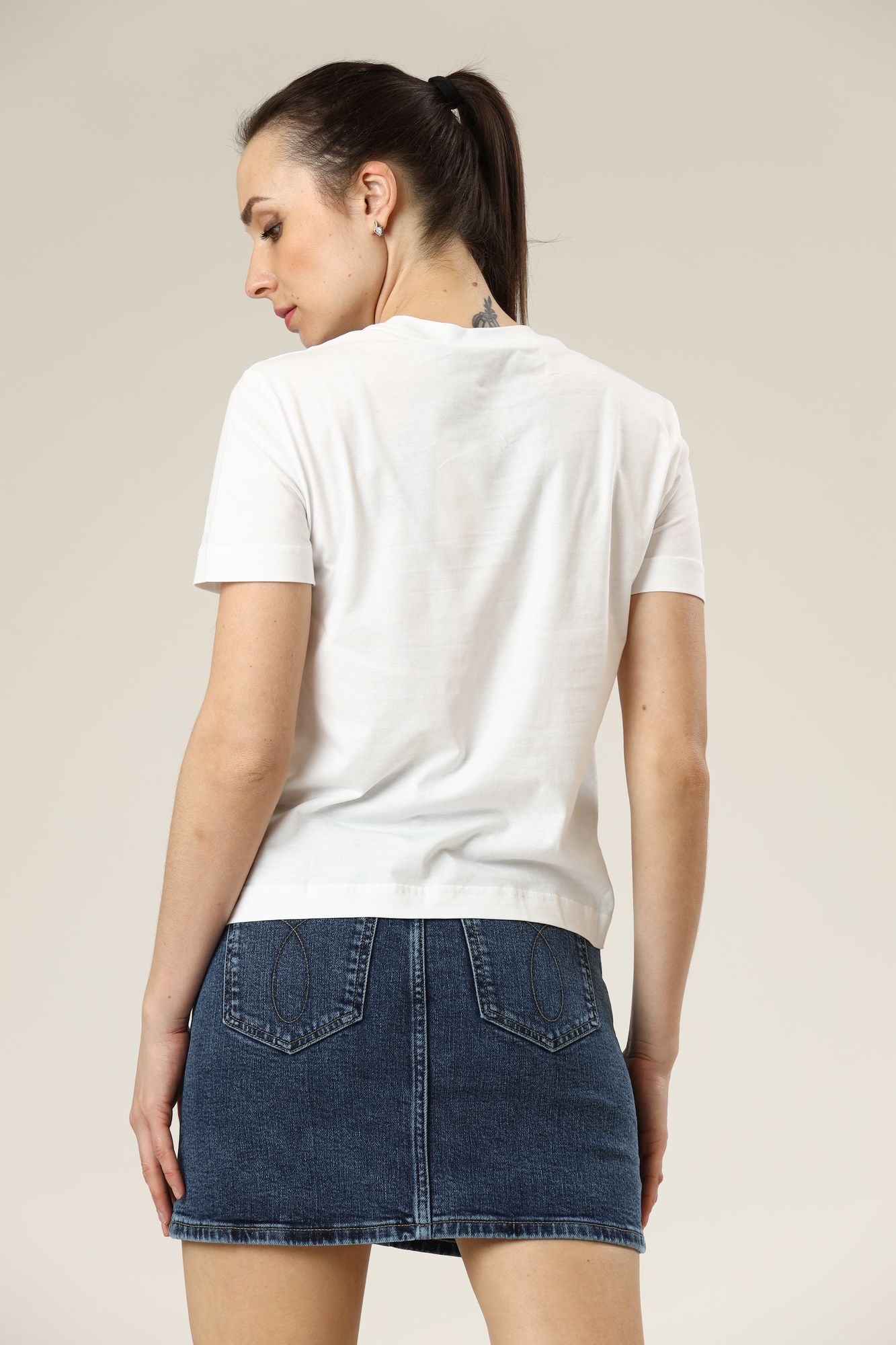 J20J215605_ футболка calvin klein jeans 