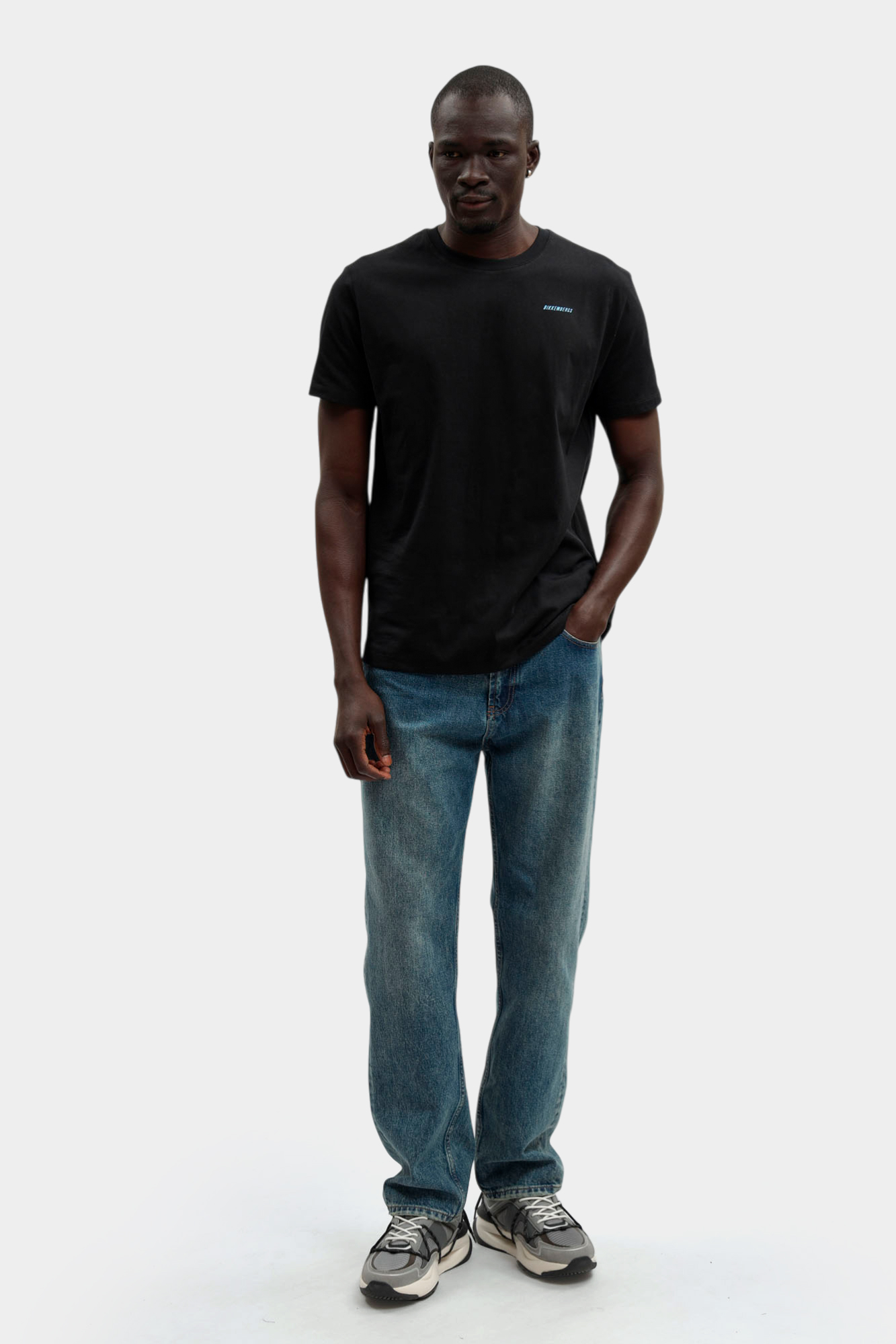 BMT1587 Футболка Bikkembergs Черный