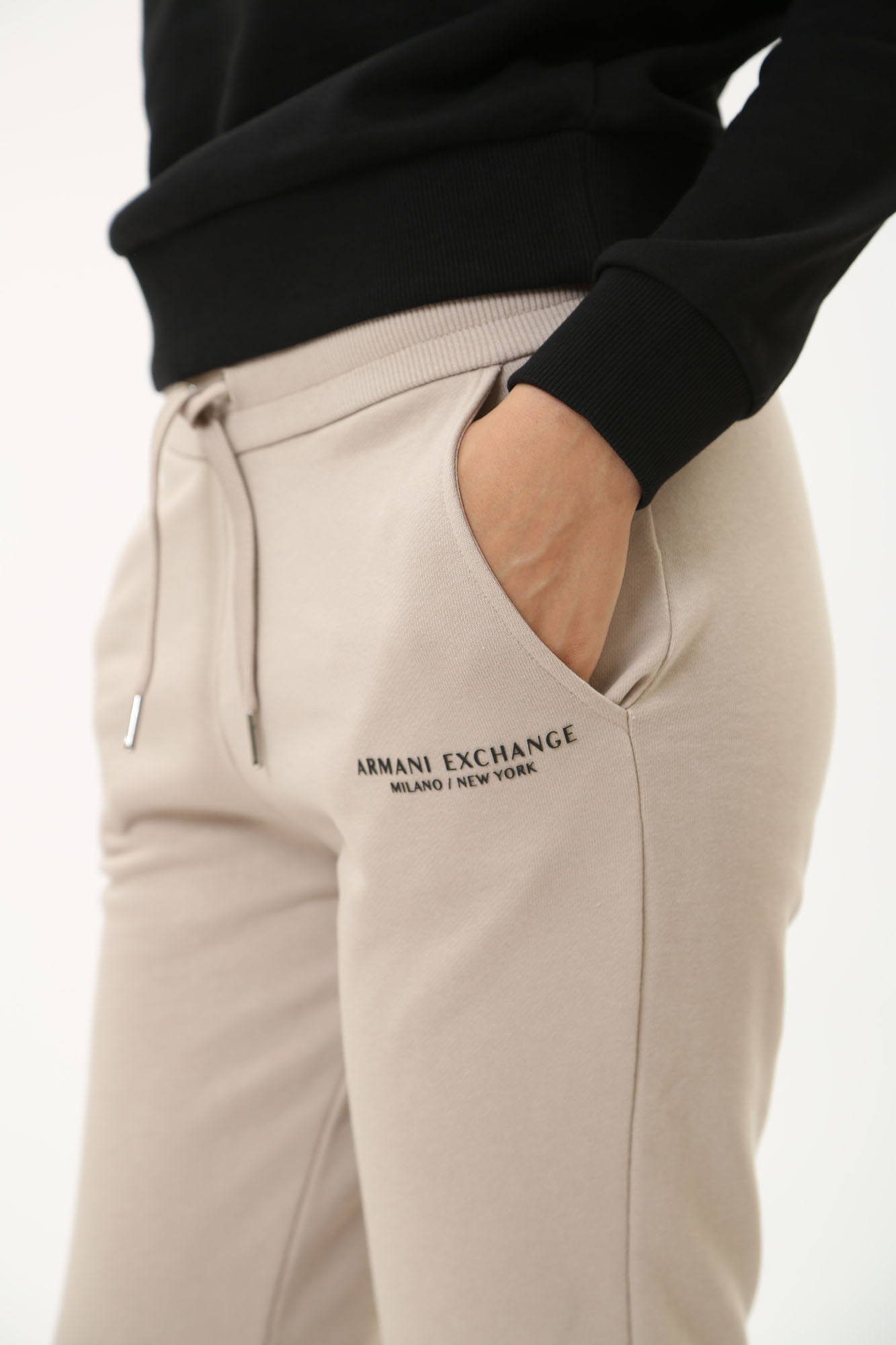 8NYPBA_YJE5Z брюки спортивные armani exchange 