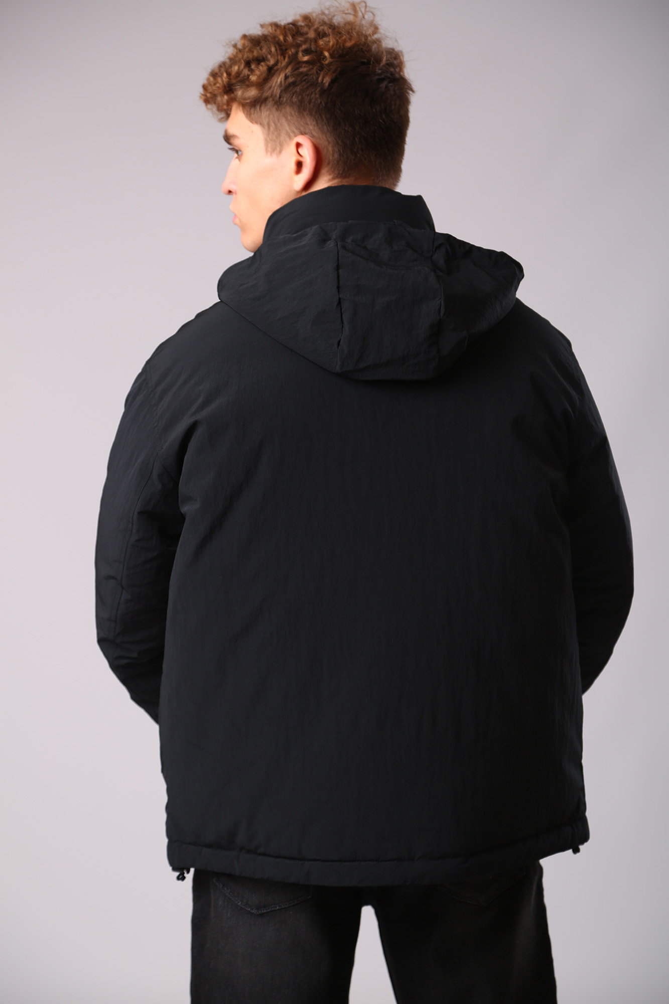 6LZB32_ZNUKZ Куртка пуховая Armani Exchange Черный