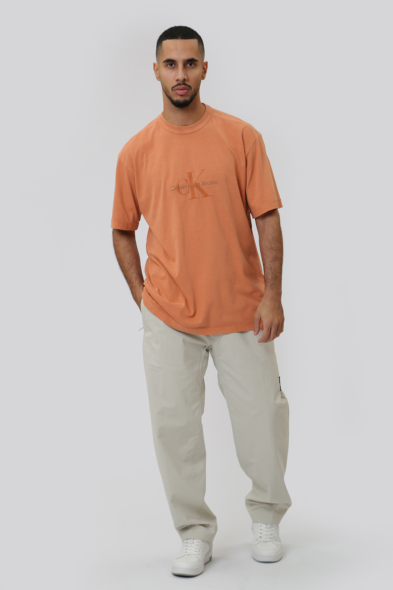 J30J323990 Футболка Calvin Klein Jeans Оранжевый