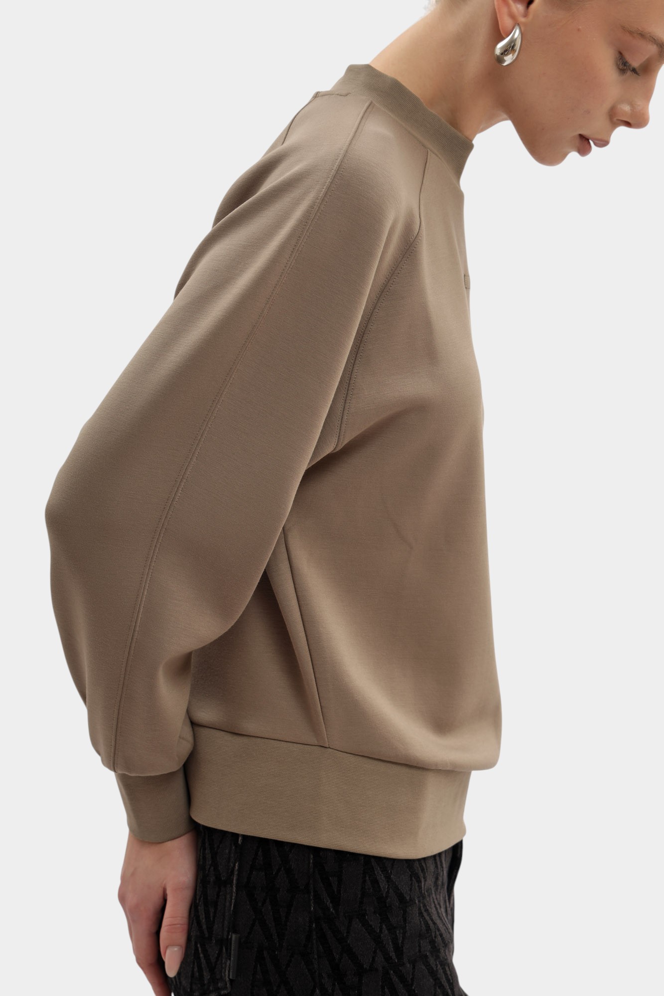 XW000804_AF16111 свитшот armani exchange 