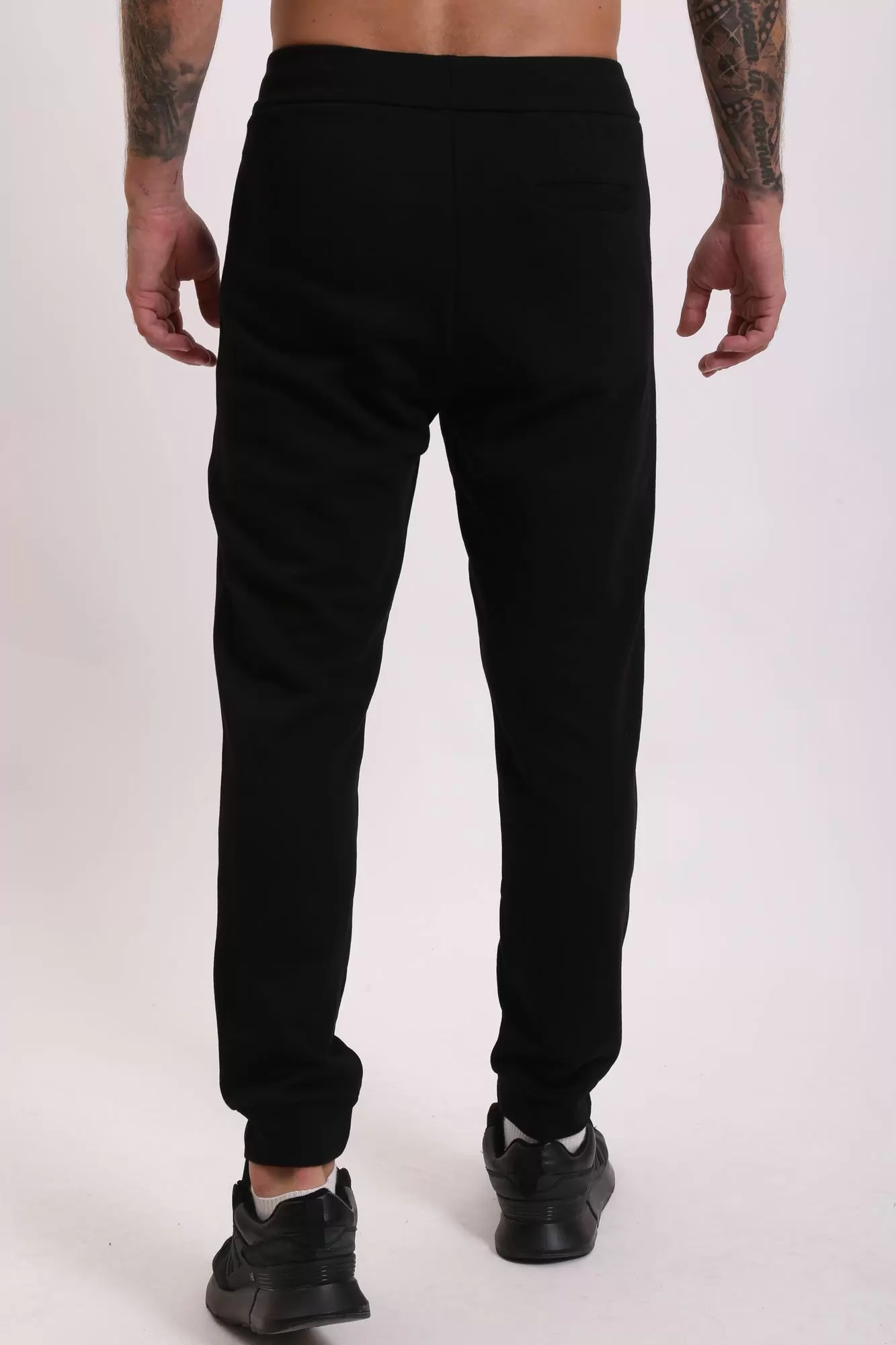 8NZPPA_ZJ1ZZ Брюки спортивные джоггеры Armani Exchange Черный