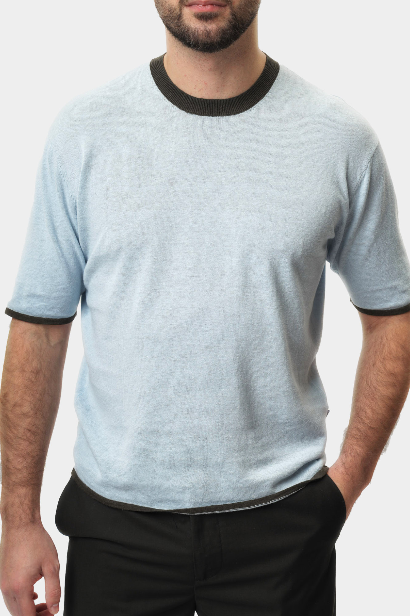 XM000710_AF12935 Футболка льняная Armani Exchange Голубой