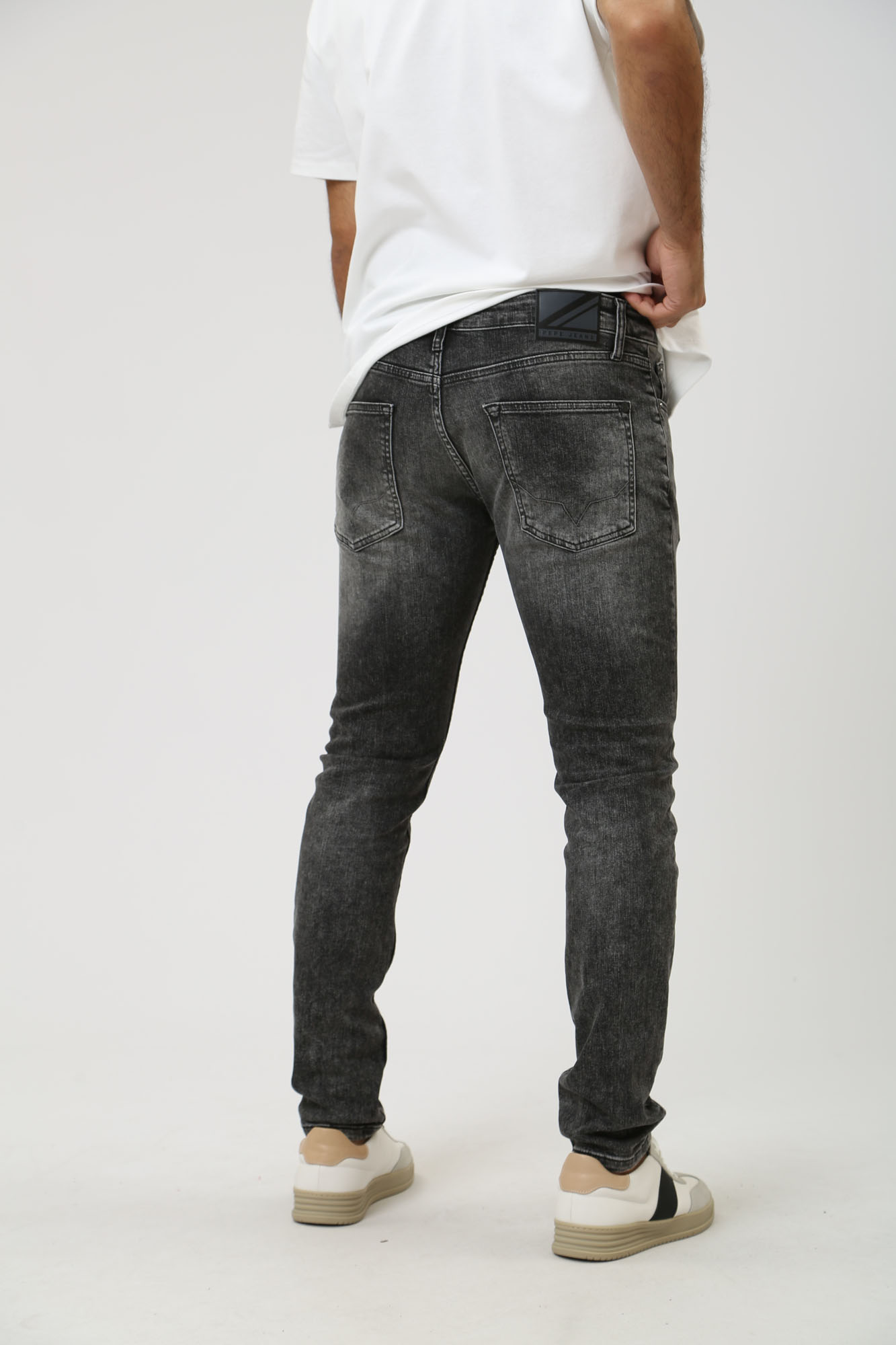 PM207396 Джинсы TAPERED JEANS ACID  Pepe Jeans Серый