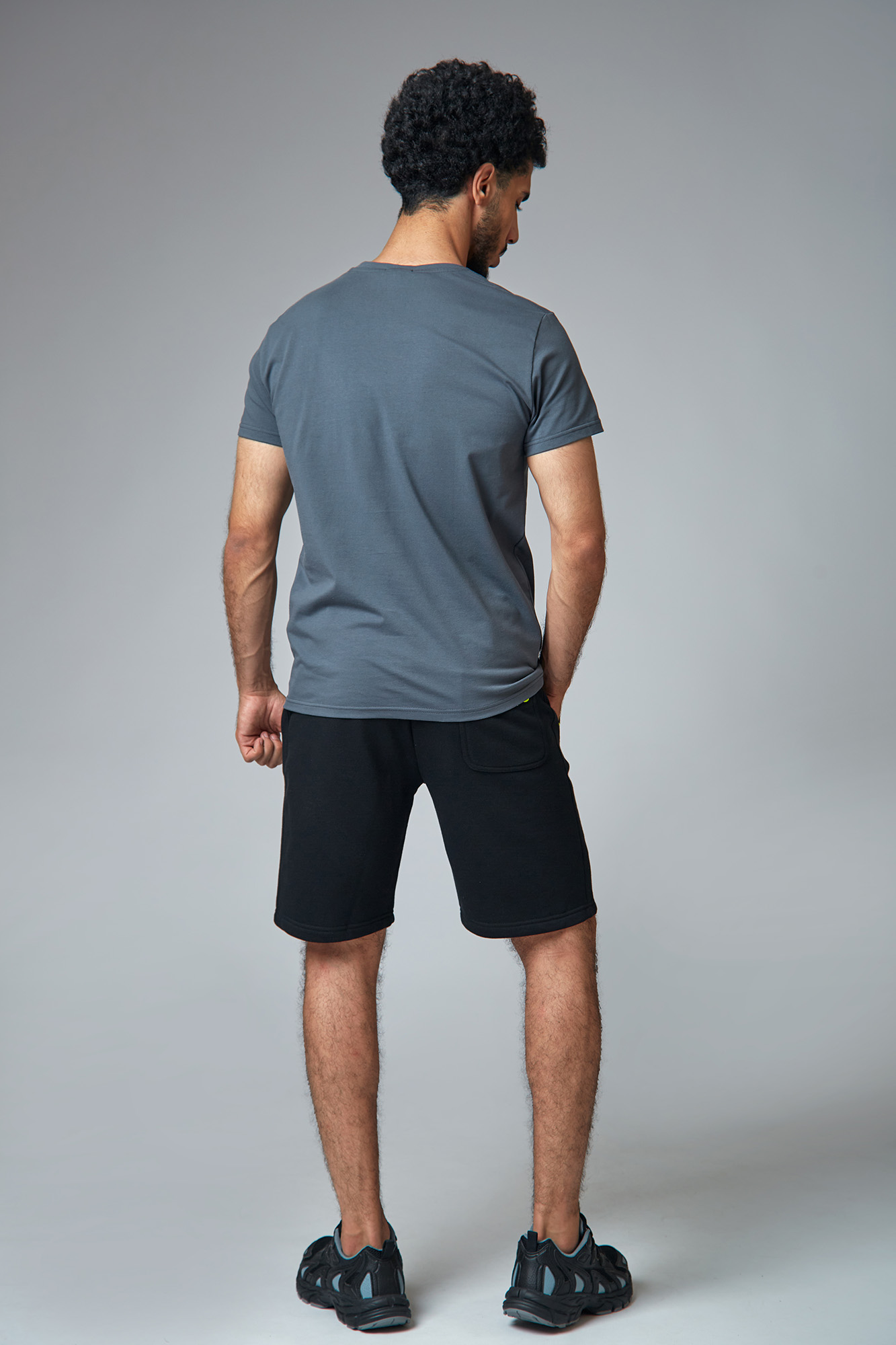 M-232-P-0011 Футболка The Hills Серый