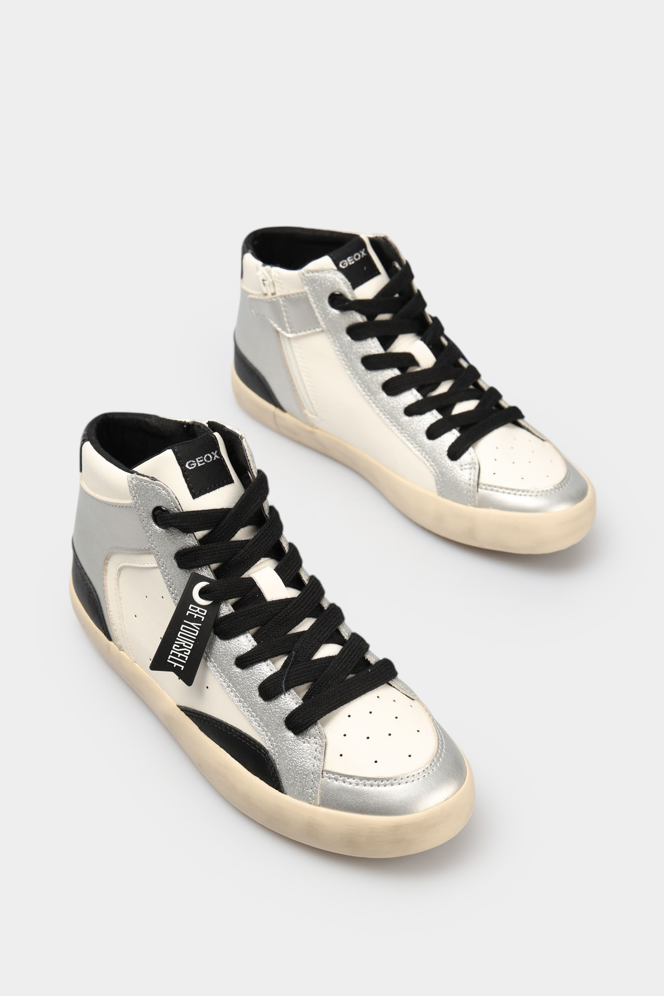 J564NA054AJC Ботинки Geox Белый