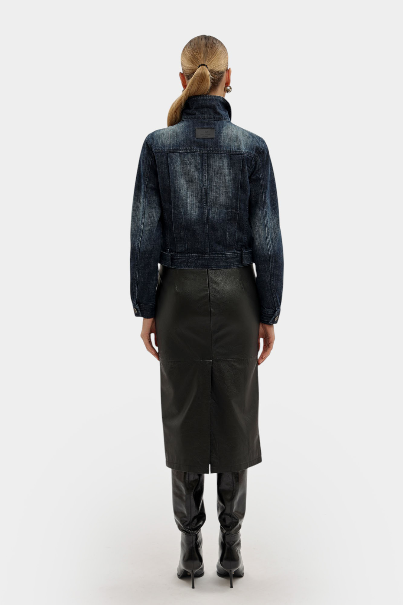 XW000813_AF16081 куртка джинсовая armani exchange 