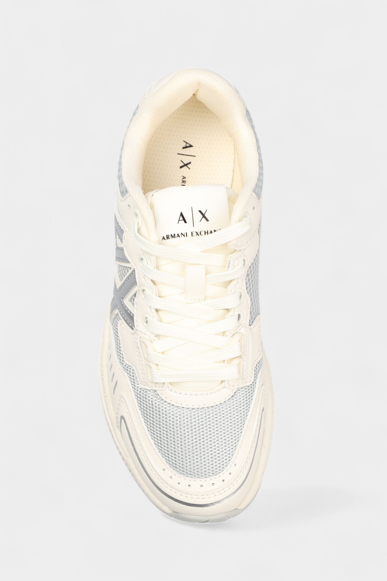 XDX195_XV944 Кроссовки Armani Exchange Белый