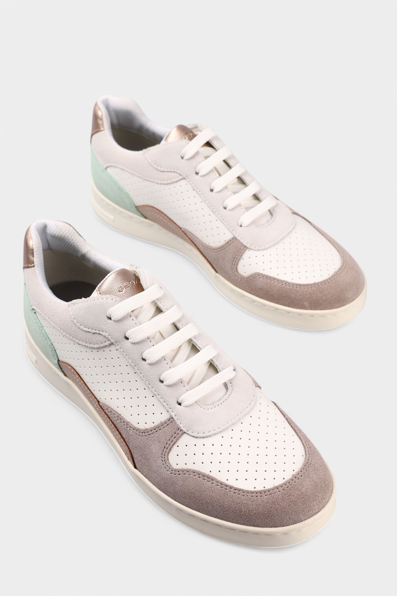 D551BC022BCC Кроссовки Geox Розовый