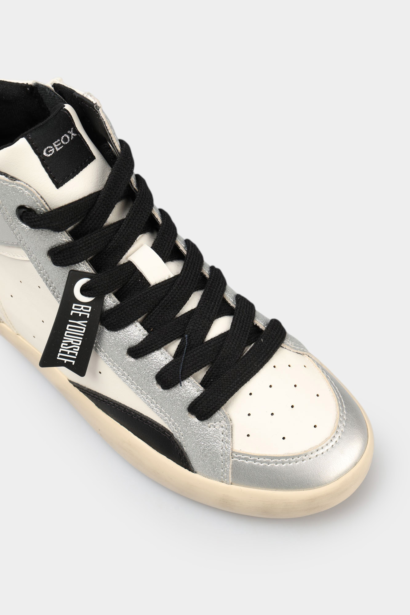 J564NA054AJC Ботинки Geox Белый