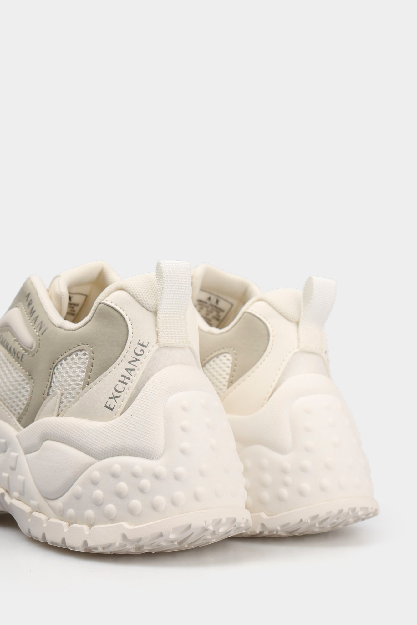XDX120_XV708 Кроссовки Armani Exchange Белый