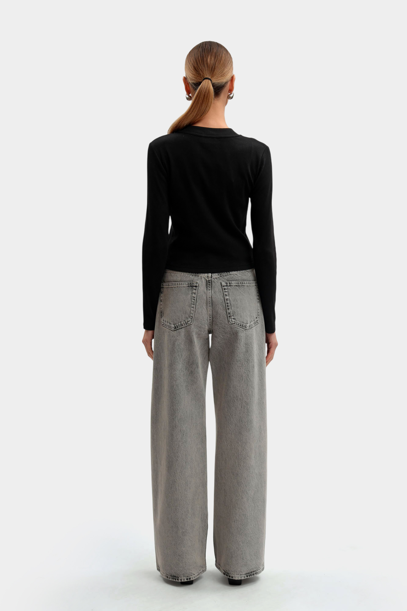 LV047A803G лонгслив calvin klein jeans 