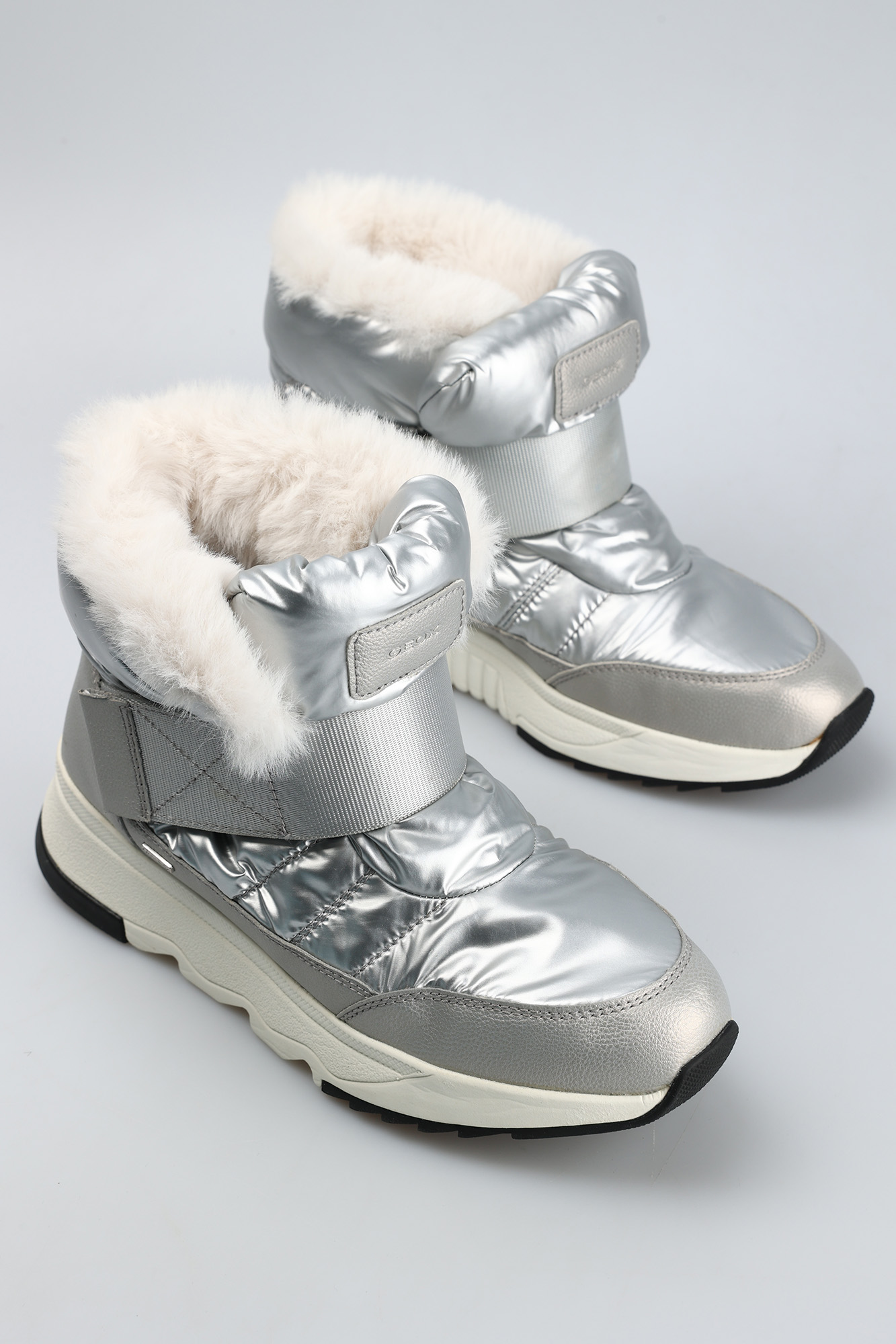 D26HXA0FU54C0 Ботинки Geox Серебряный