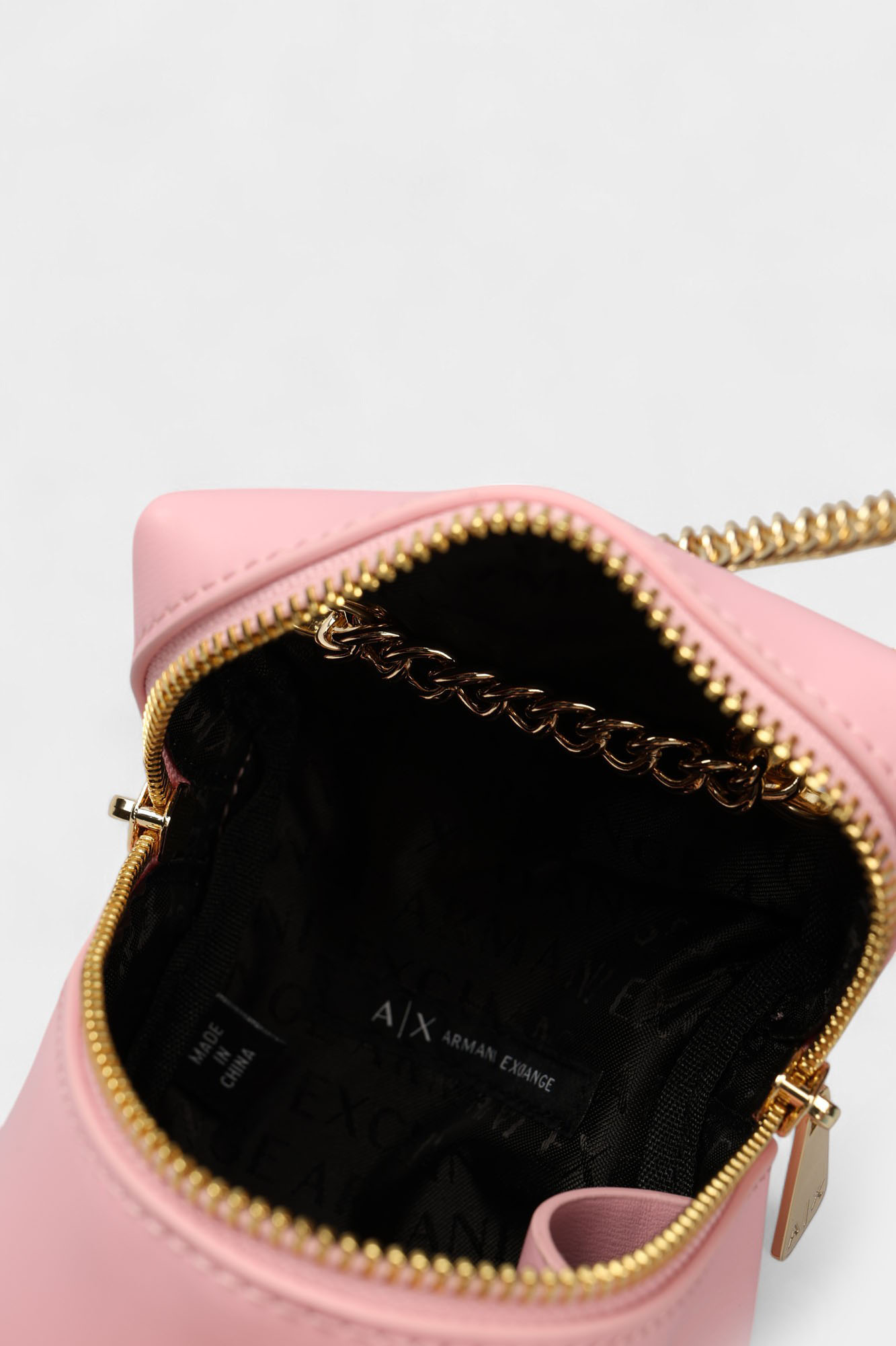 XW000332_AF12153 Сумка Armani Exchange Красный