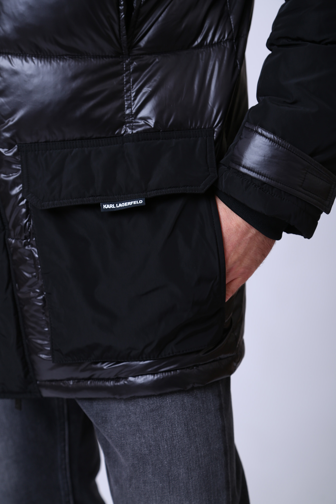 524503_505006 Куртка пуховая Karl Lagerfeld Черный