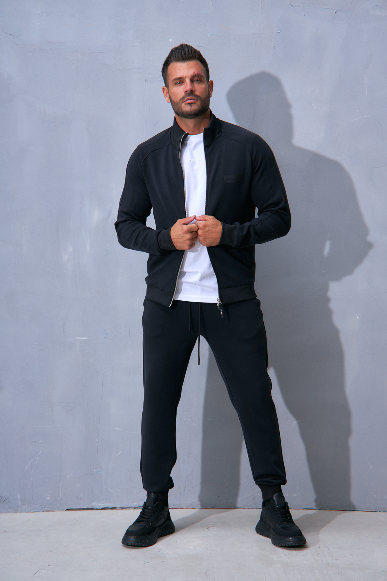 VM-232-53-121 Брюки спортивные Van Mich Черный