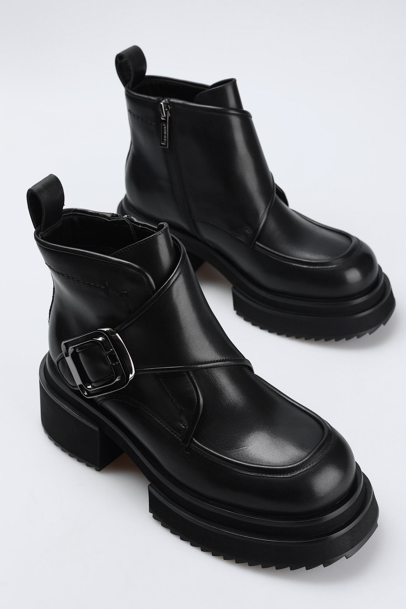 TY1006-0406 Ботинки Graciana Черный