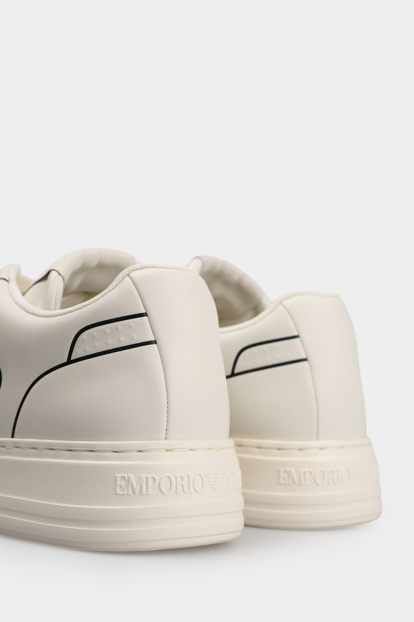 EM002852_ AF1801 Кеды Emporio Armani Белый