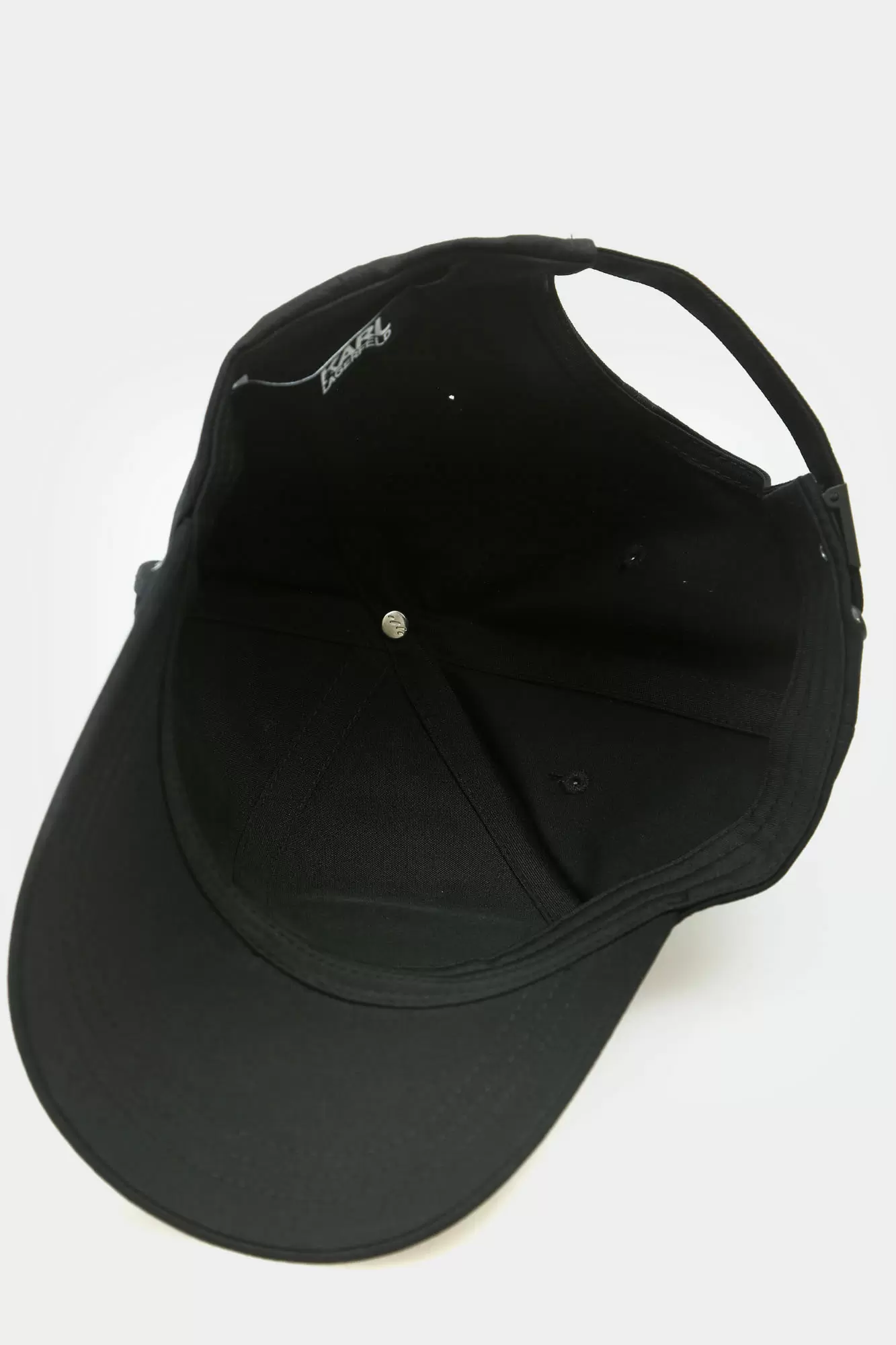 544123_805607 Кепка Karl Lagerfeld Черный