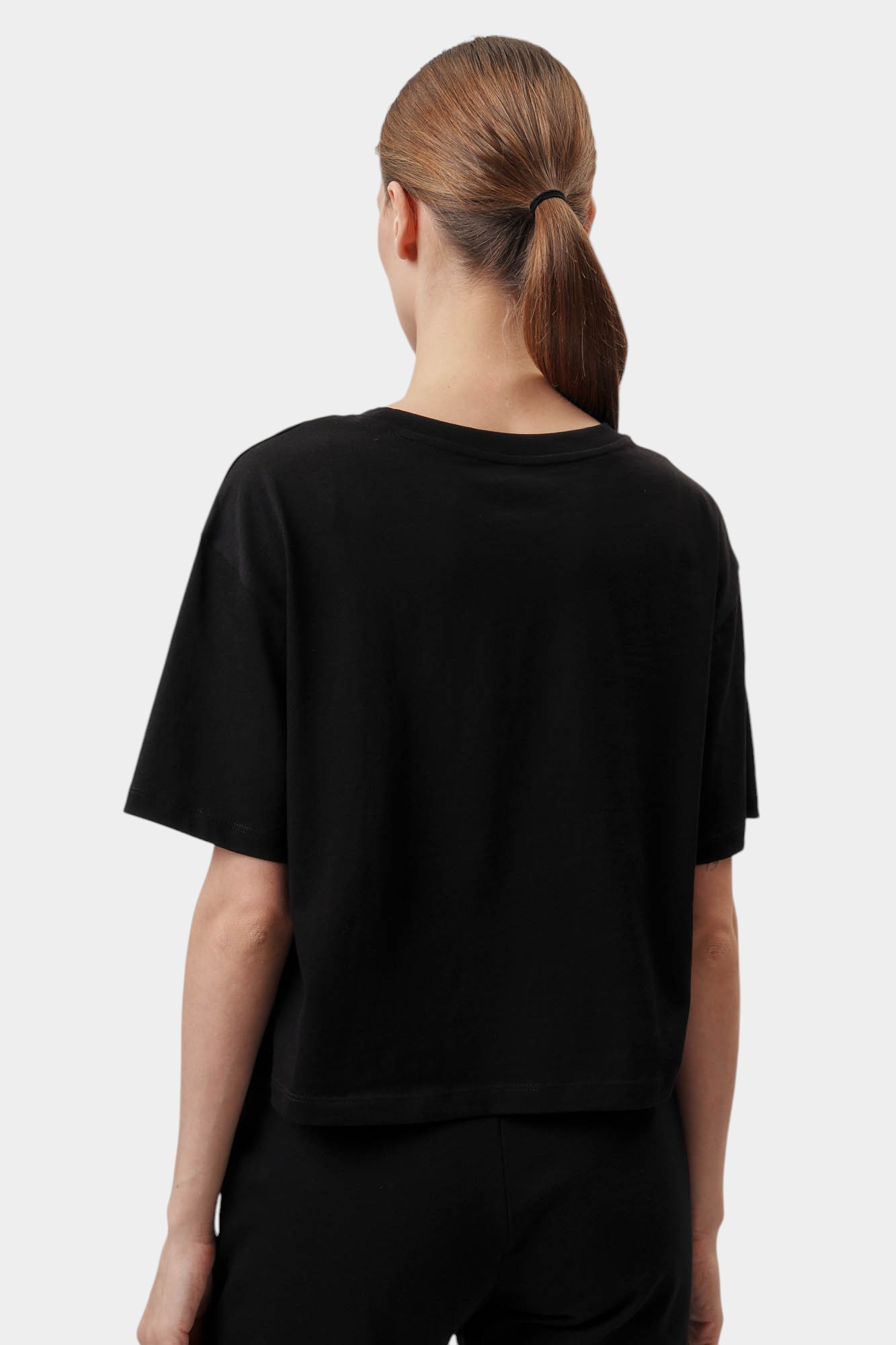 XW000520_AF10359 кроп-топ armani exchange 