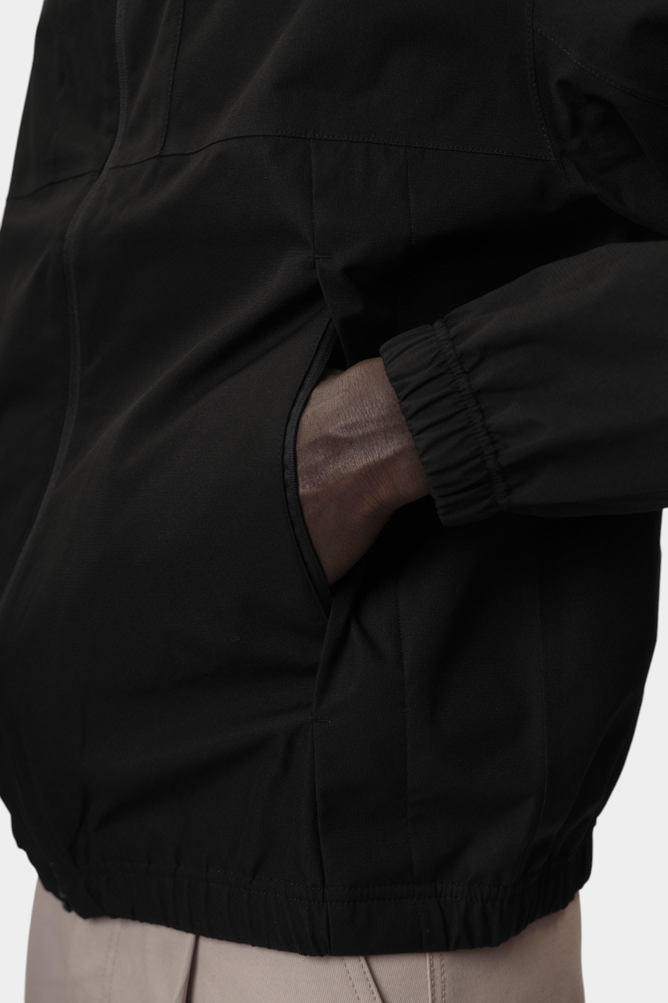 J30J326715 Ветровка Calvin Klein Jeans Черный