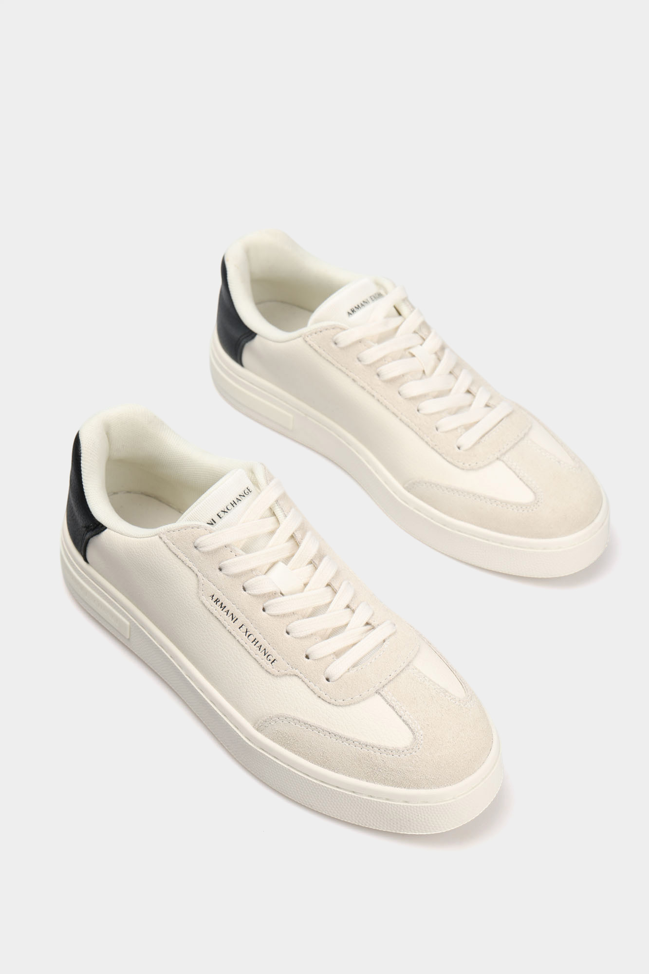 XDX181_XV932 Кеды Armani Exchange Белый