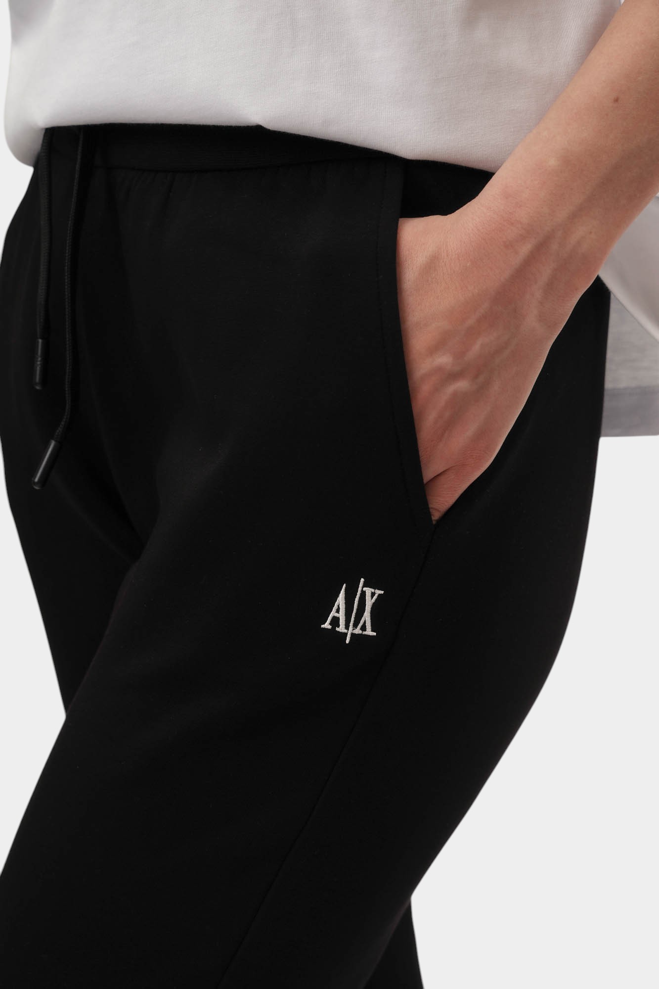 XW000824_AF10818 брюки спортивные armani exchange 