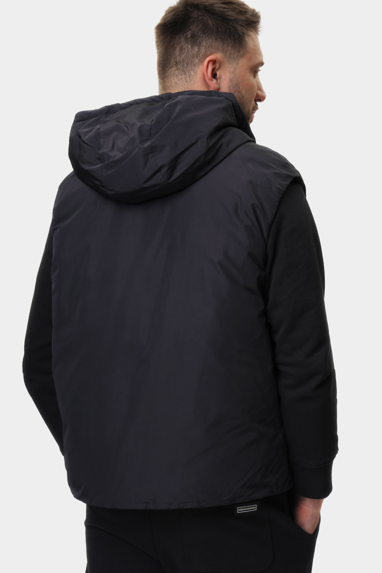 XM000585_AF13140 Жилет пуховый Armani Exchange Синий