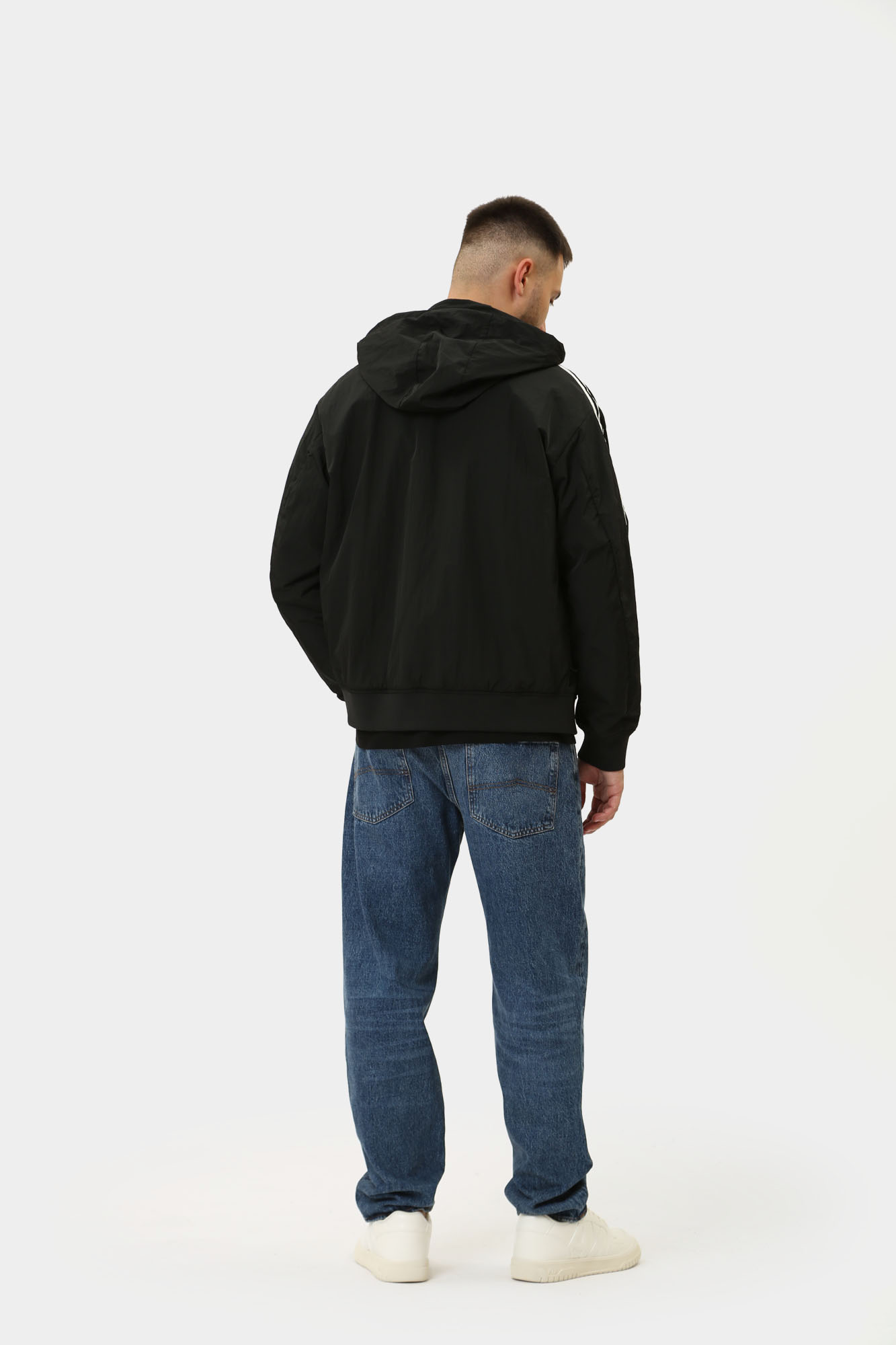 8NZB99_ZNXXZ Куртка Armani Exchange Черный