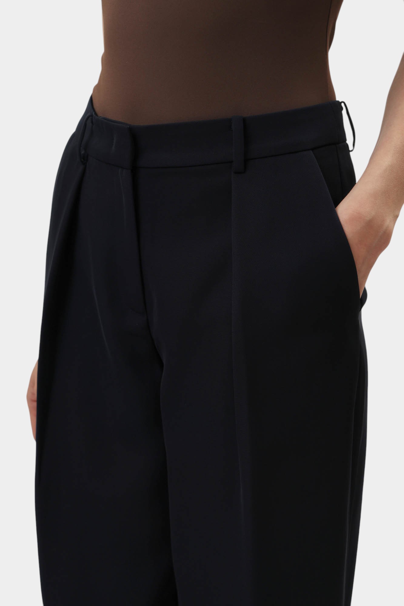 XW000449_AF12750 брюки armani exchange 
