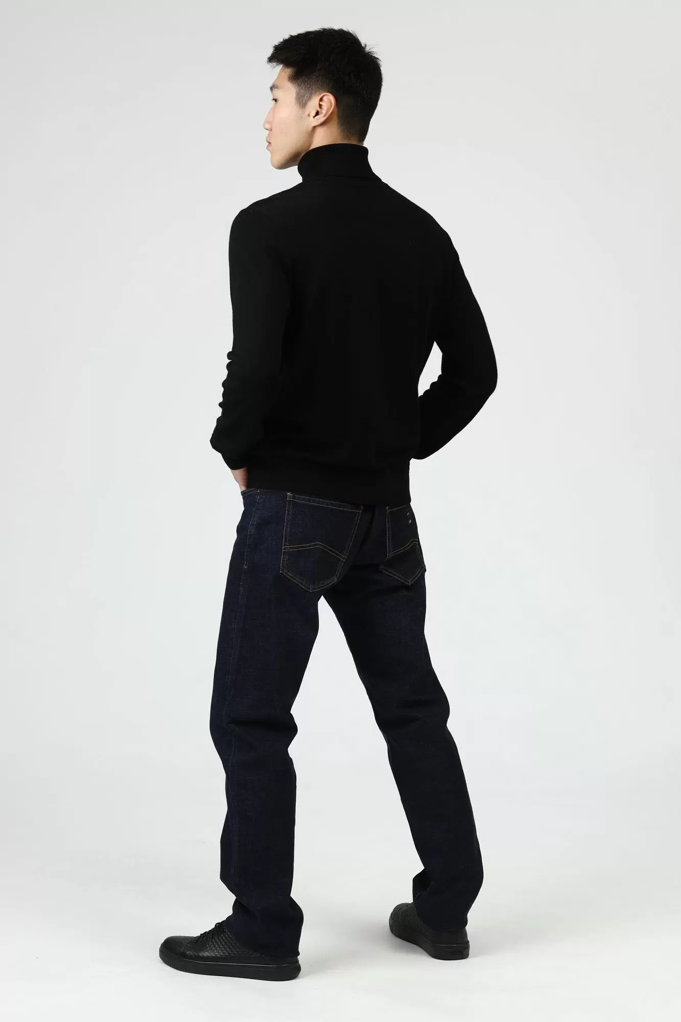 8NZM3C_ZM8AZ Водолазка Armani Exchange Черный