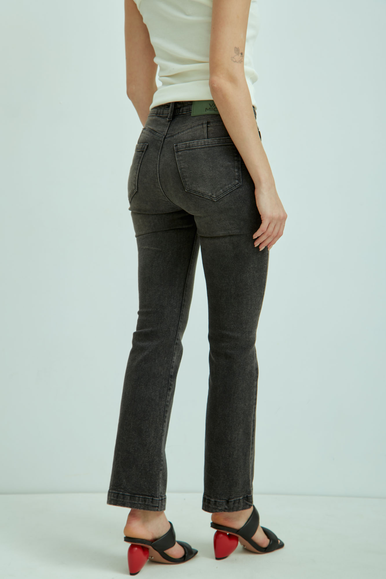 VW-OMA-33-022 джинсы flare van mich