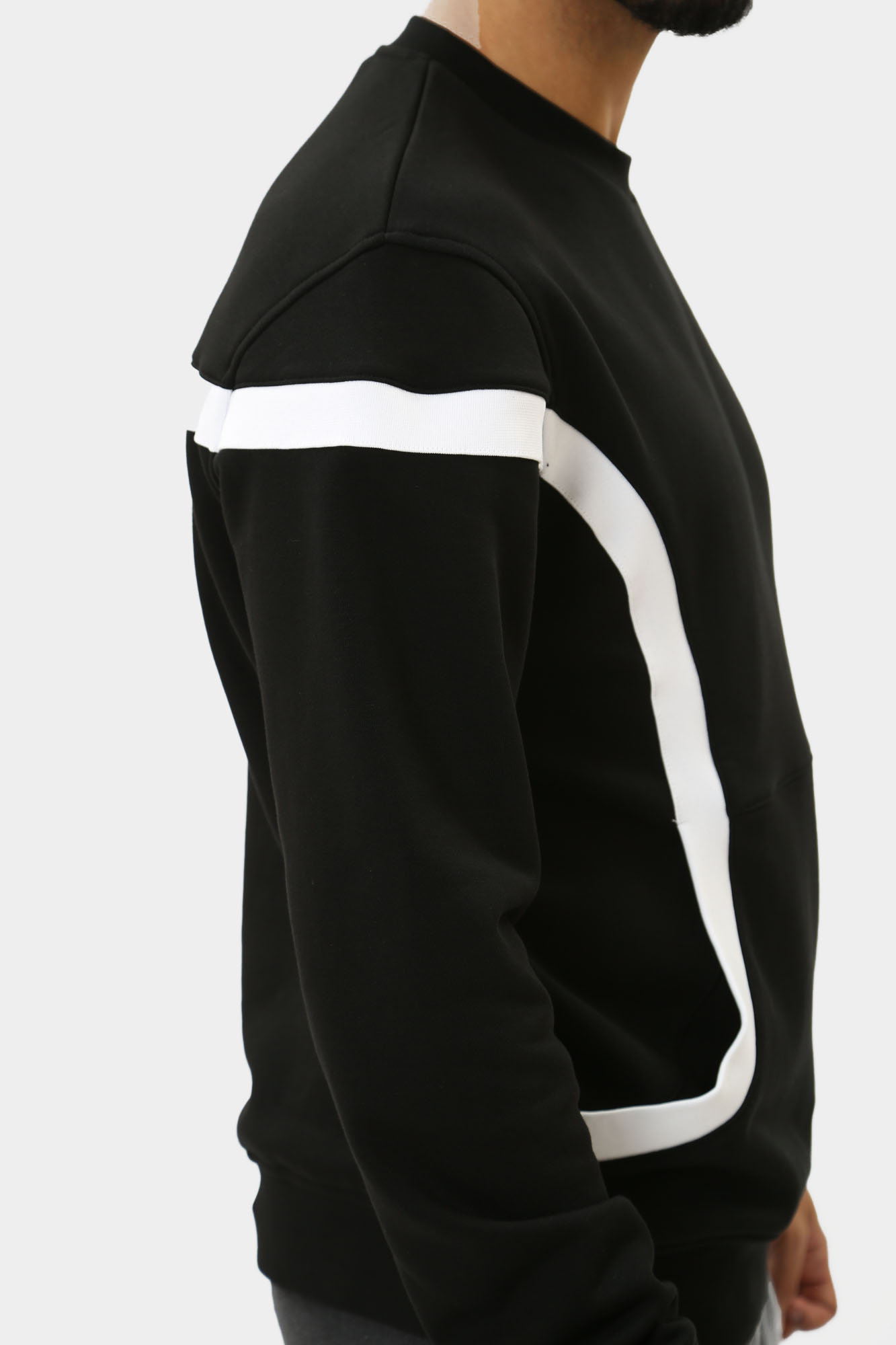 543910_70508 Свитшот Karl Lagerfeld Черный