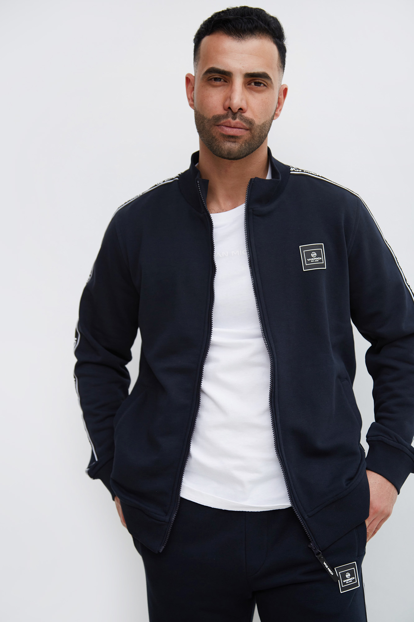 VM-231-20-018 Толстовка Van Mich Синий