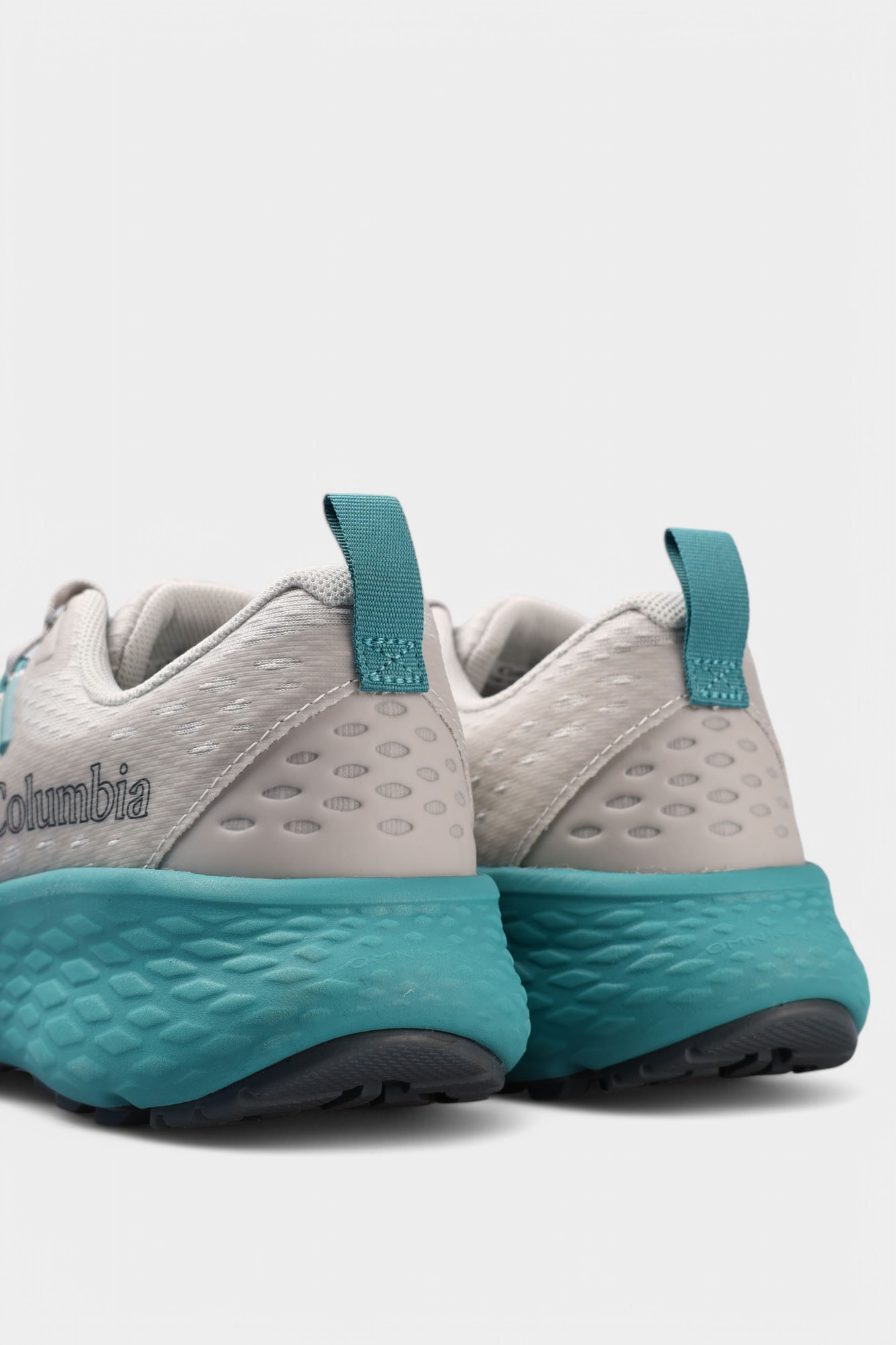 2081121 Кроссовки Columbia Серый