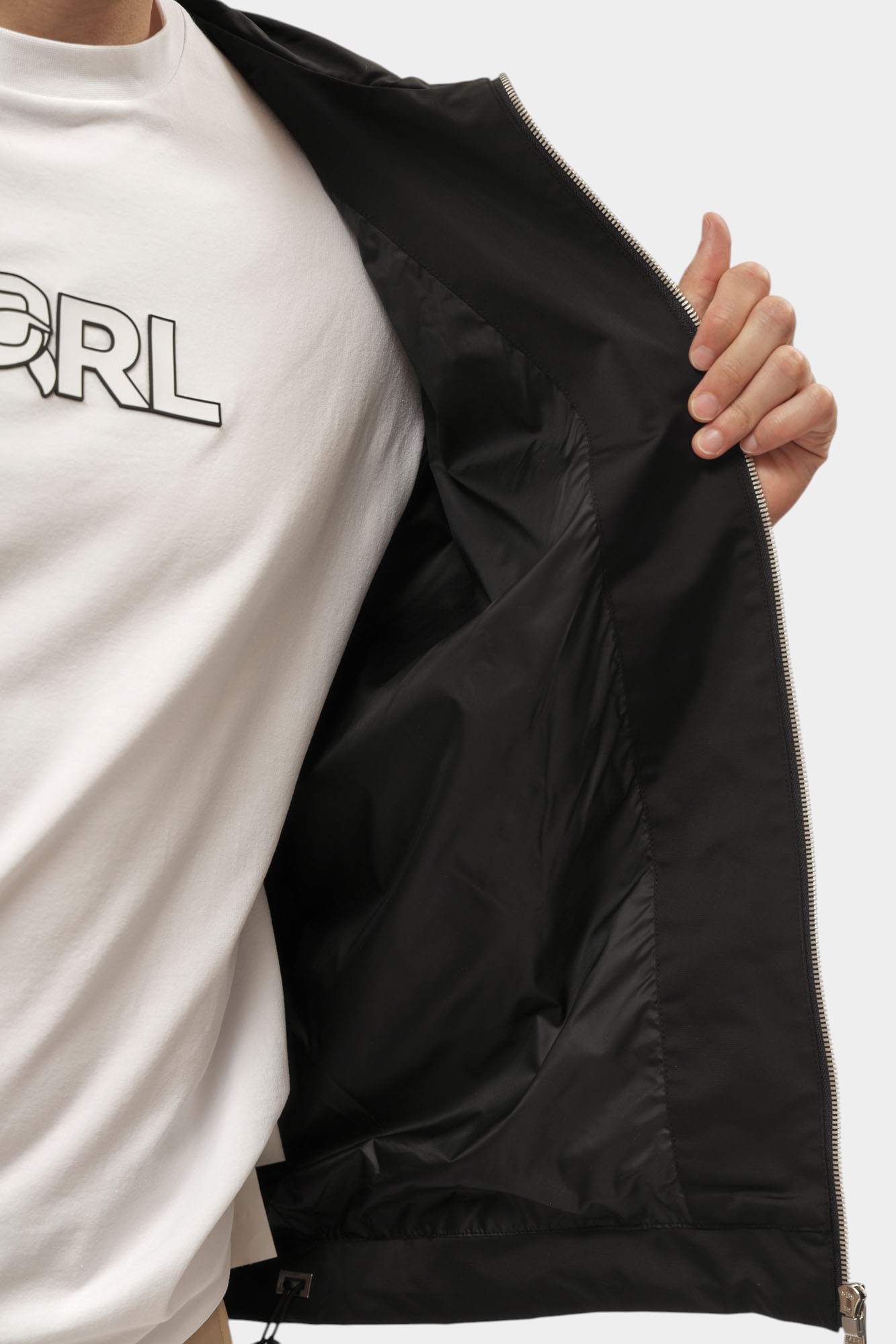 552535_505000 Ветровка Karl Lagerfeld Черный