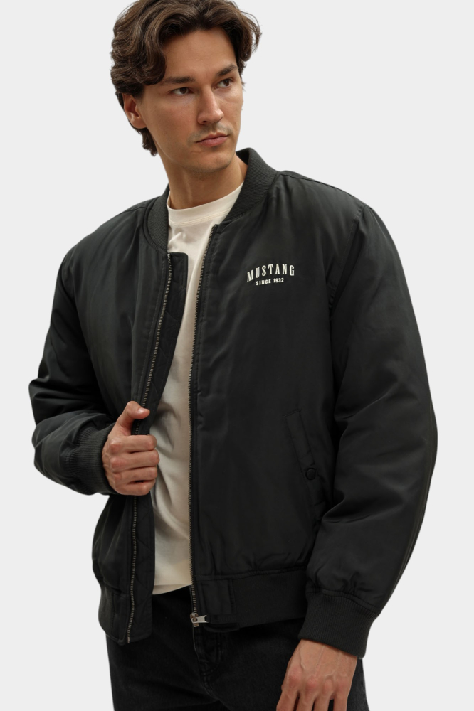 Брюки джинсовые Mustang  Черный