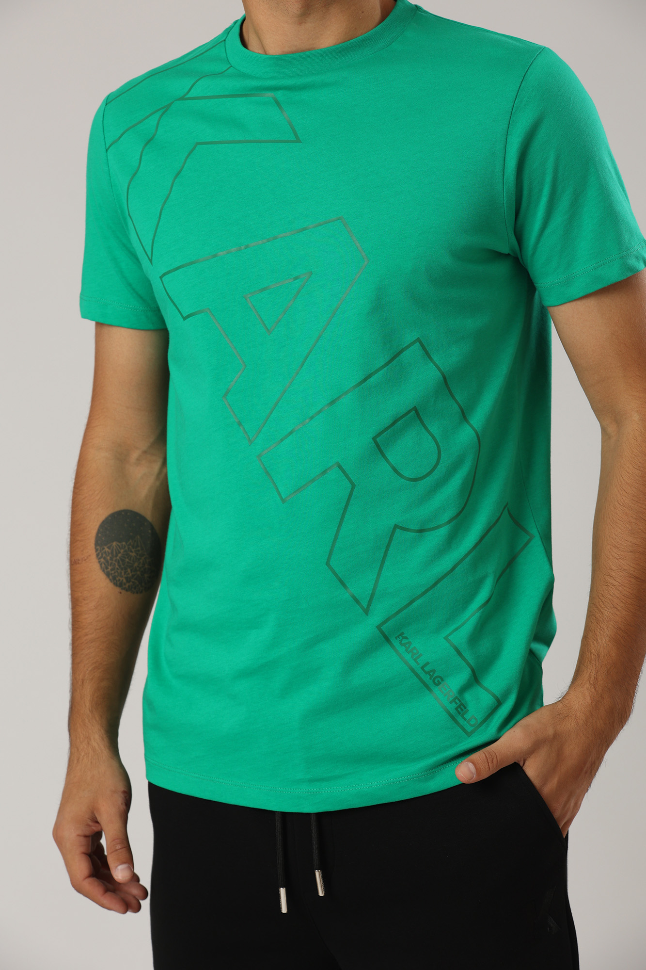 523224_755401 Футболка Karl Lagerfeld Зеленый