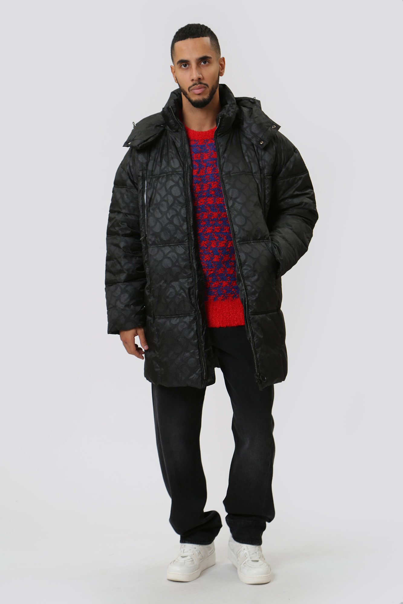 52S00945-1T006513 Пальто пуховое Trussardi Черный