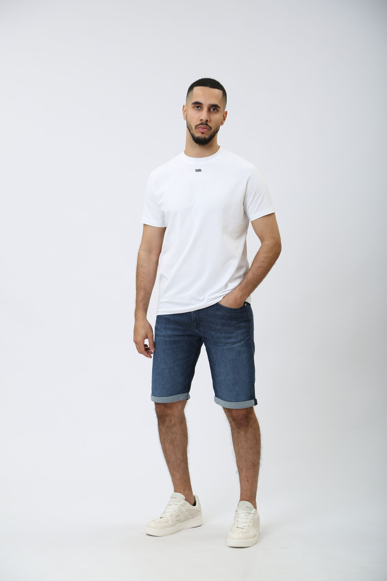 542833_265820 Шорты джинсовые Karl Lagerfeld Голубой