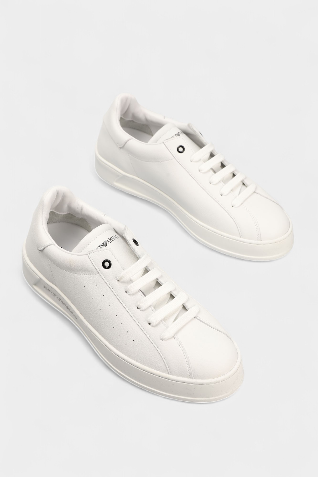 X3X241_XR375 Кеды Emporio Armani Белый
