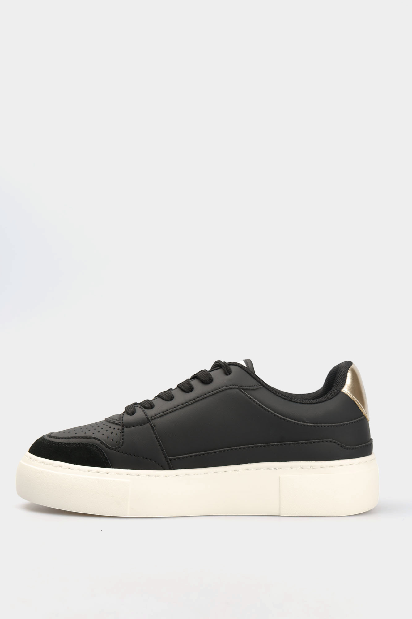 XDX147_XV830 Кеды Armani Exchange Черный