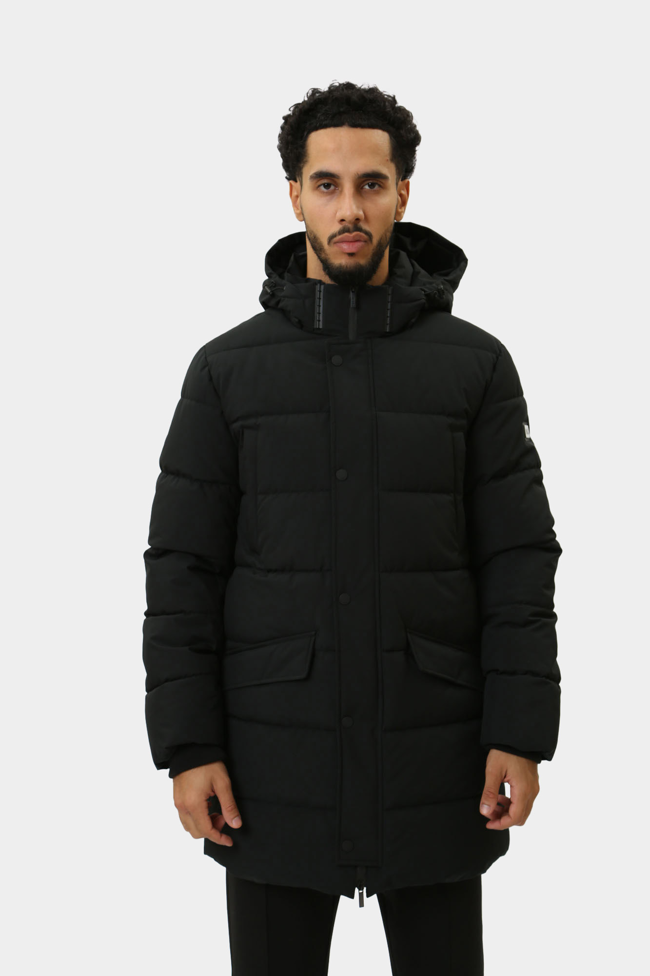 544586_505035 Куртка утепленная Karl Lagerfeld Черный