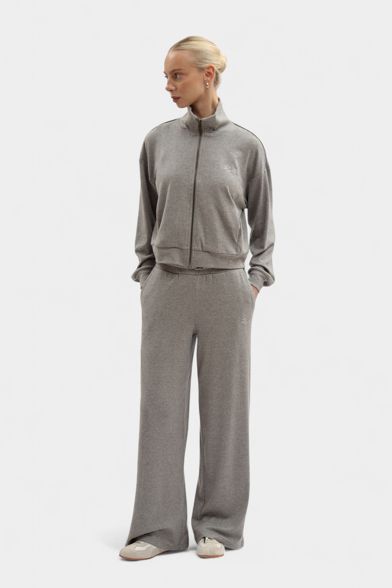 A4W44017 толстовка karl lagerfeld 