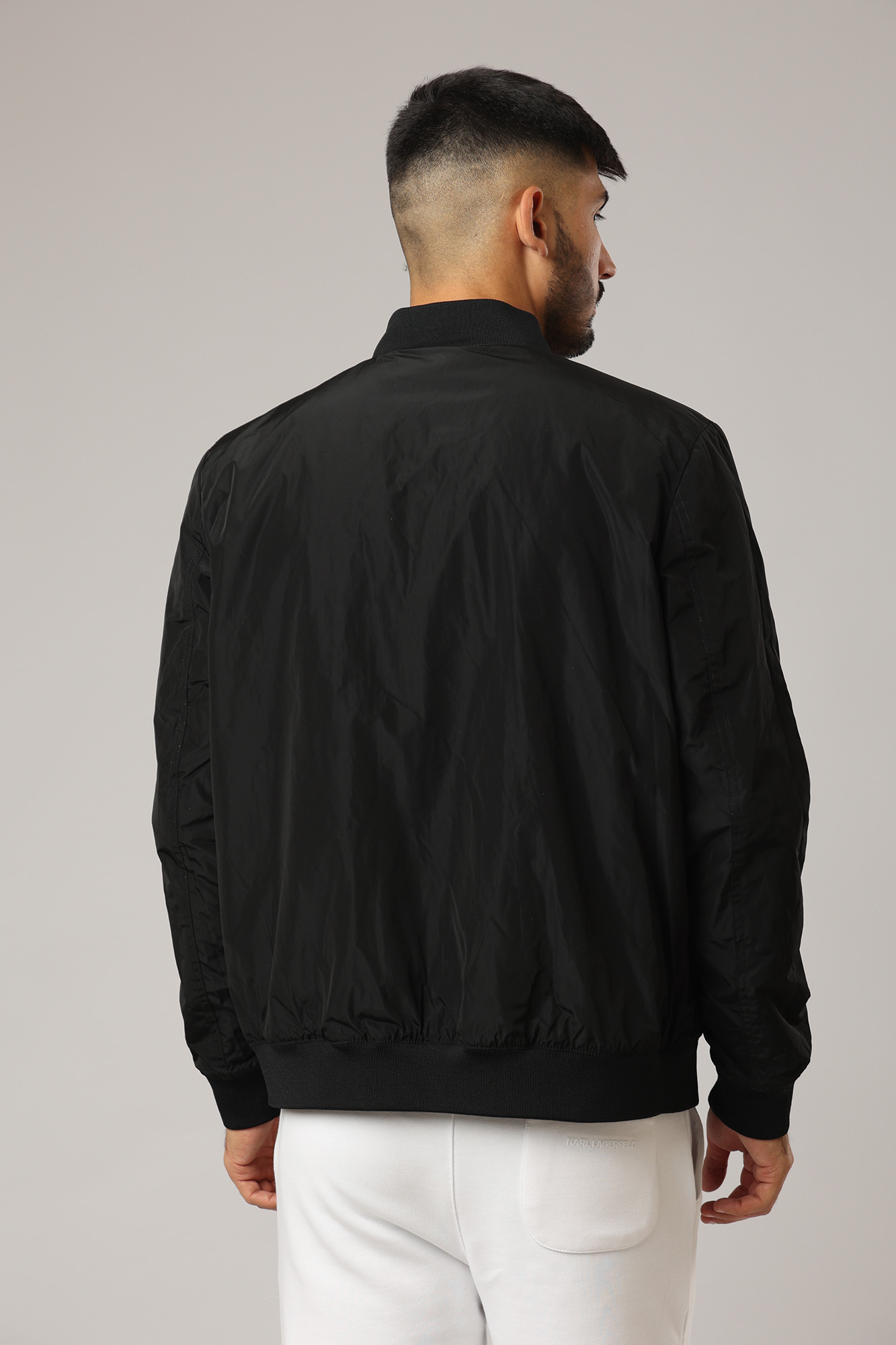 523512_505082 Куртка бомбер Karl Lagerfeld Черный