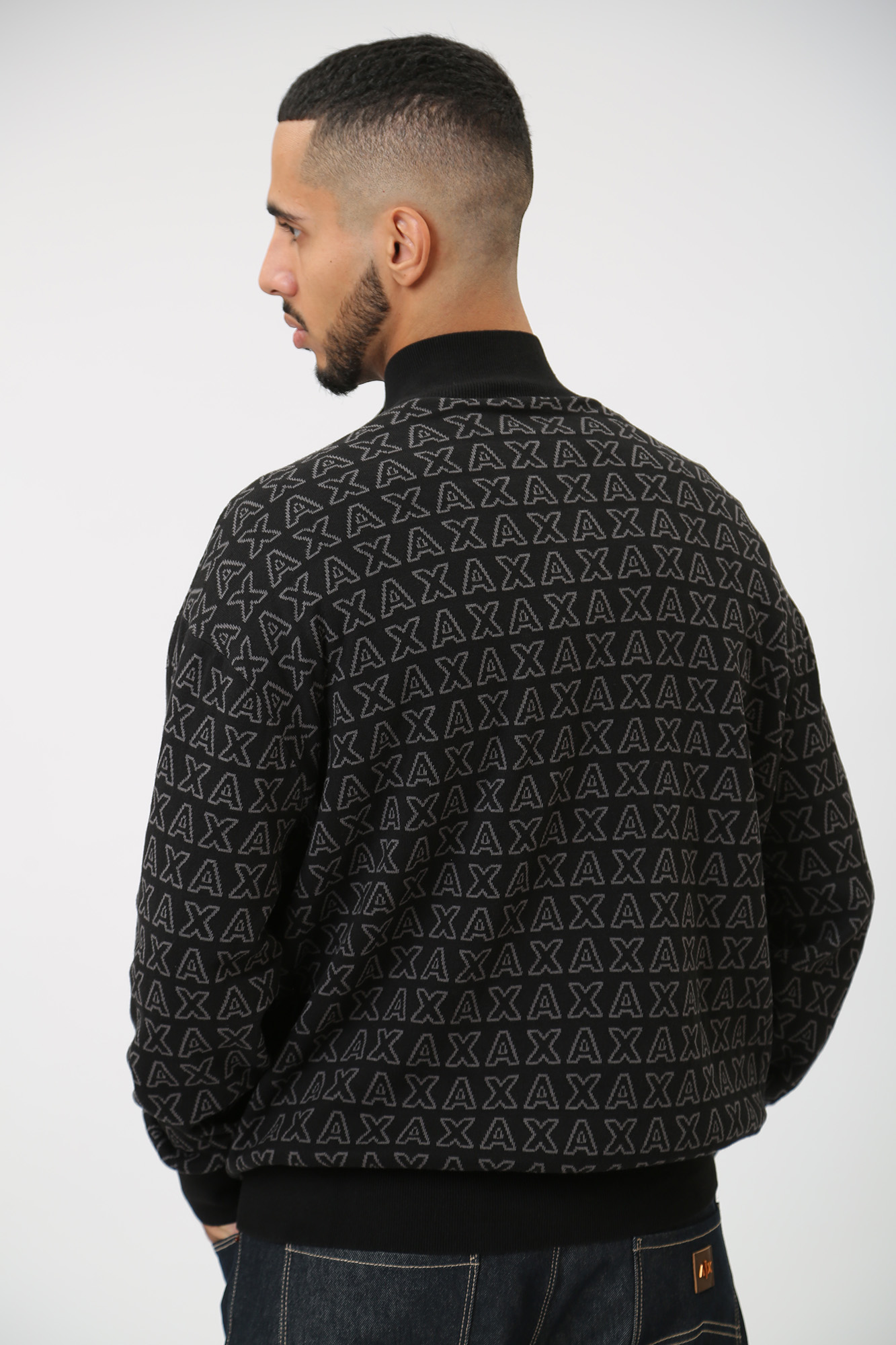 6RZM1K_ZMQ7Z Свитер Armani Exchange Черный