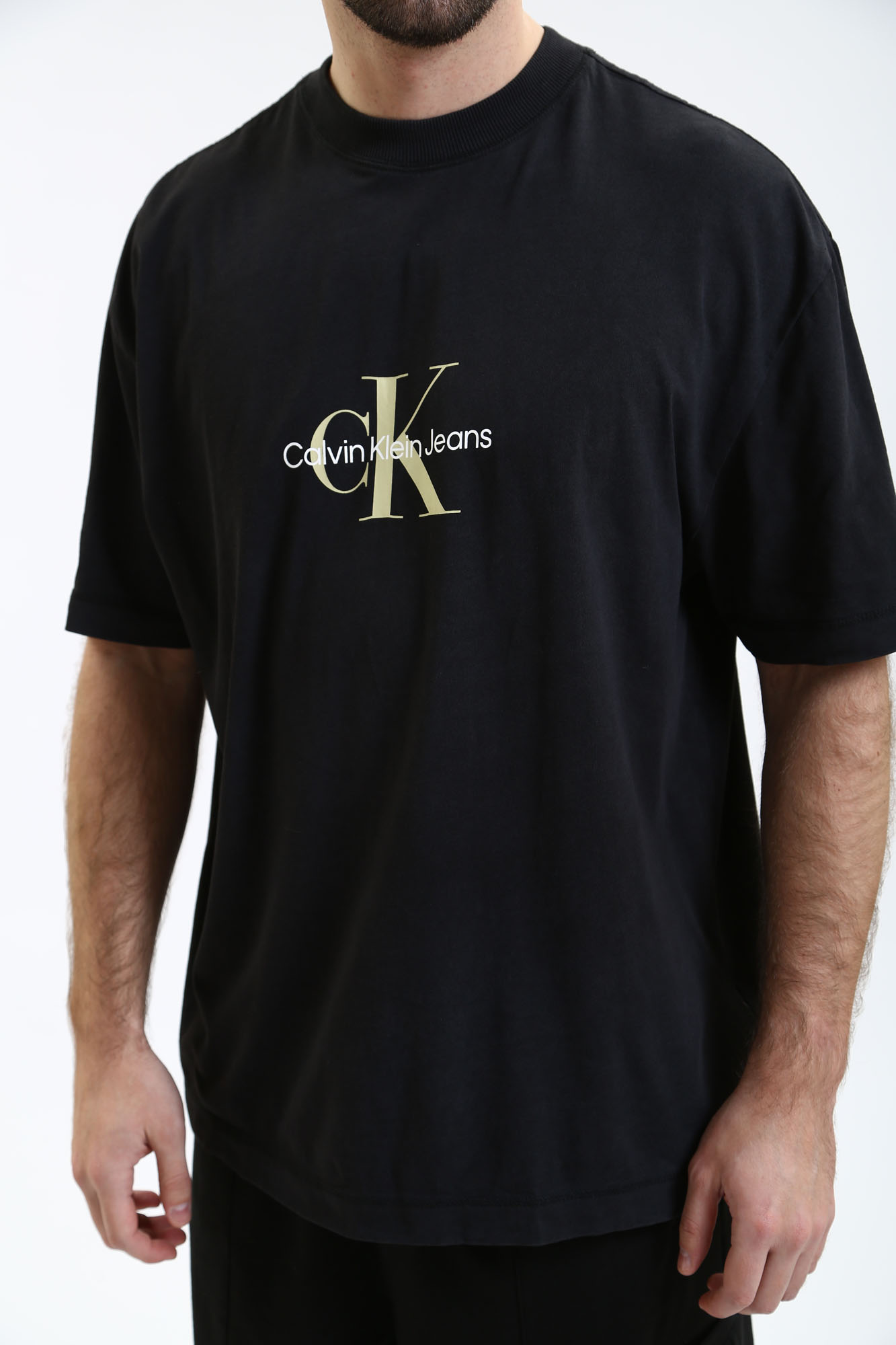 J30J325427 Футболка Calvin Klein Jeans Черный
