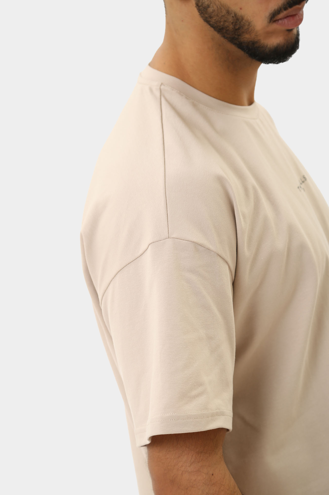 IM-241-P-22-7003 Футболка The Hills Бежевый